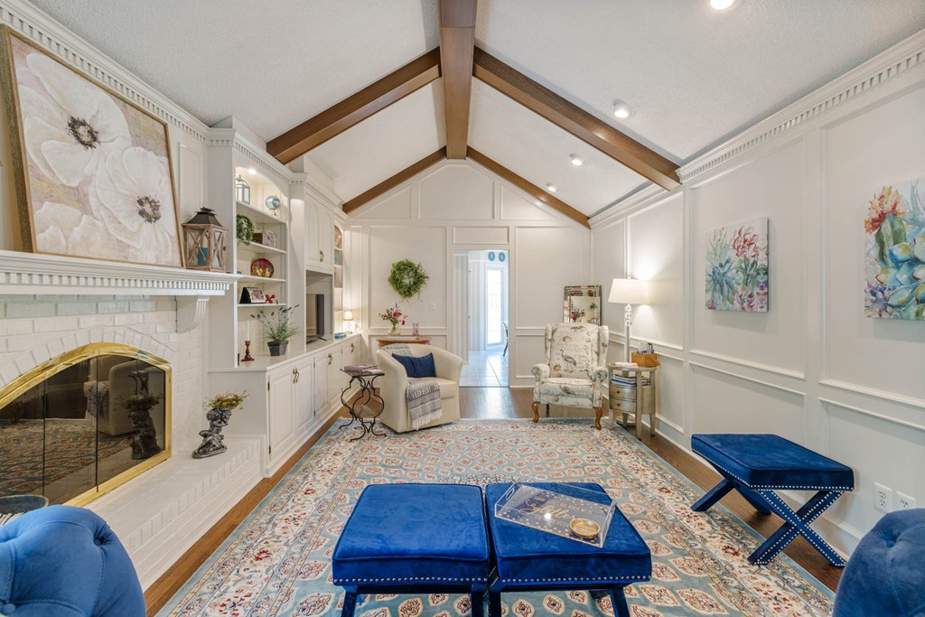1424 Woodbridge Trail