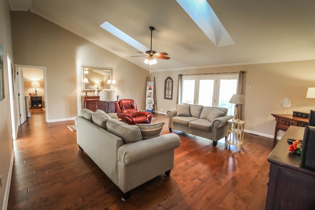1027 Michaels Court